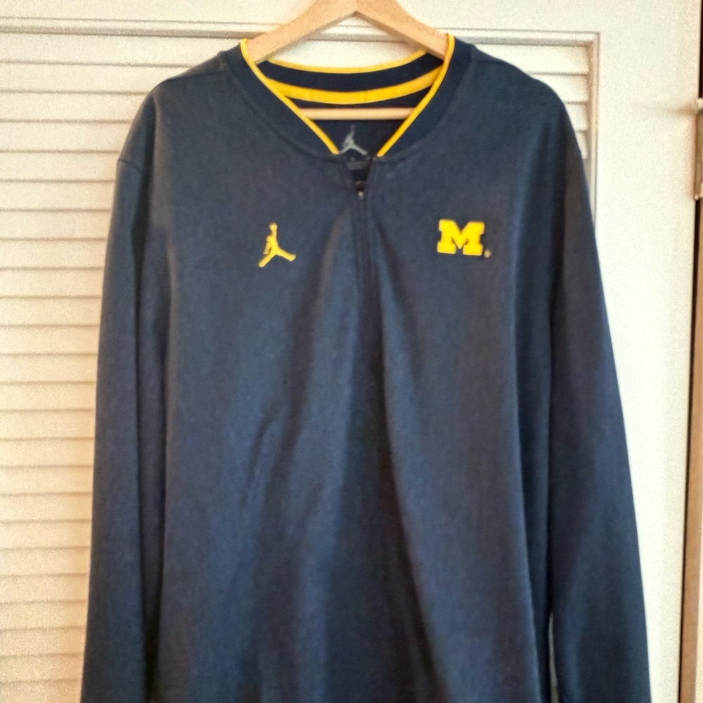 Jordan Michigan Wolverines Quarter-Zip — Mens XL